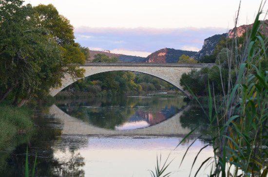 Appartement Avec Jardin Prive Greoux Les Bains Au Bord Du Verdon Luaran gambar